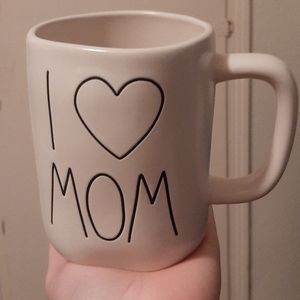 Rae Dunn I heart mom mug